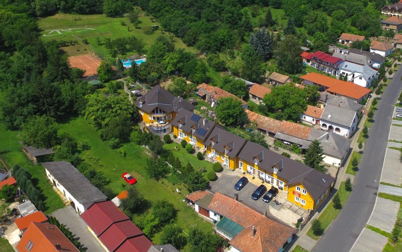Appartementhaus 5. Jahreszeit Hévíz Kültér fotó
